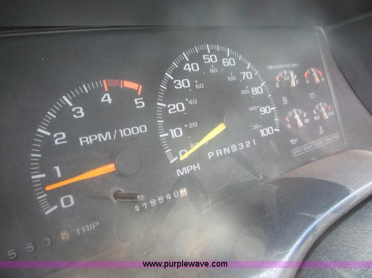 image for item E5495 1995 Chevrolet Silverado 1500 Ext. Cab pickup truck