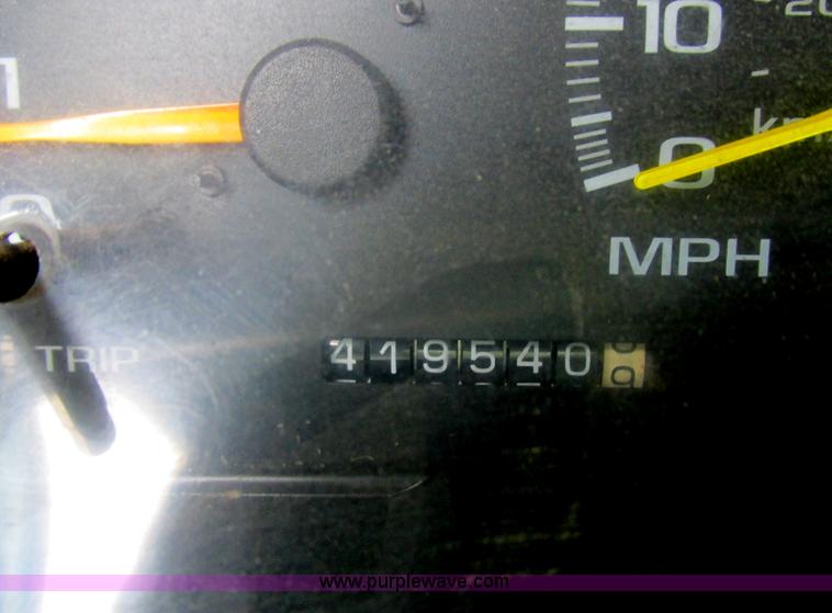 image for item E5495 1995 Chevrolet Silverado 1500 Ext. Cab pickup truck