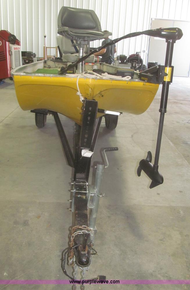 image for item F7352 1973 Appleby 14.5' boat