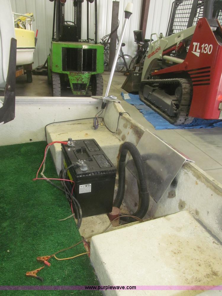 image for item F7352 1973 Appleby 14.5' boat