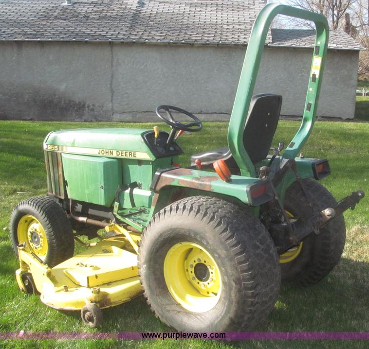 image for item F7354 1990 John Deere 955 MFWD tractor