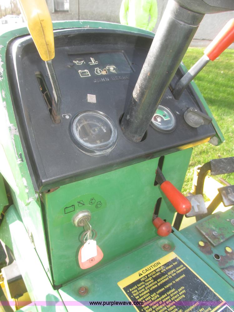 image for item F7354 1990 John Deere 955 MFWD tractor