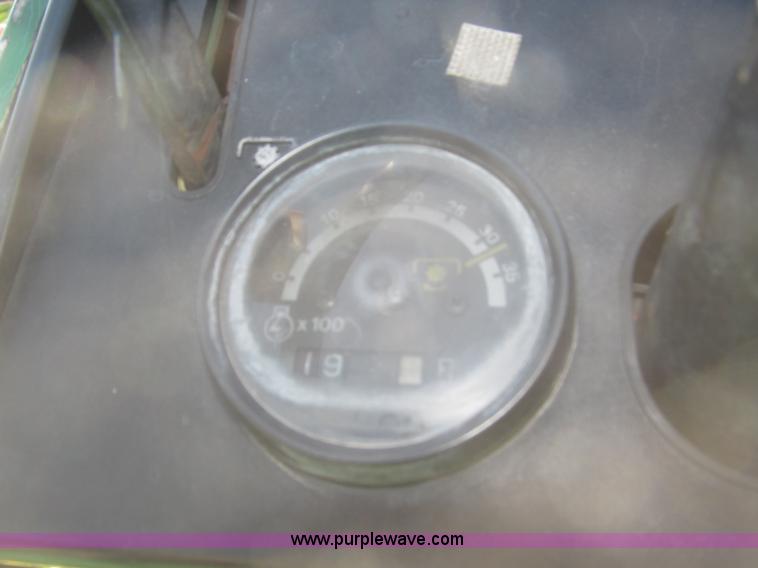 image for item F7354 1990 John Deere 955 MFWD tractor