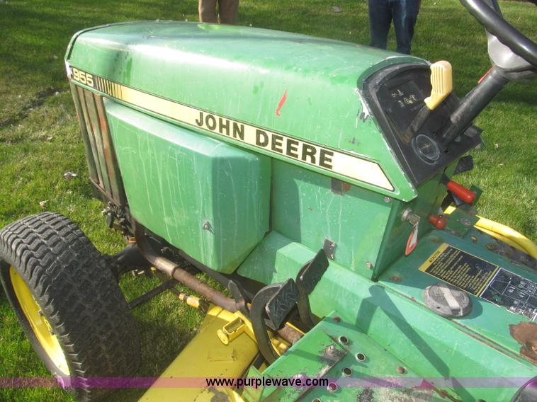 image for item F7354 1990 John Deere 955 MFWD tractor