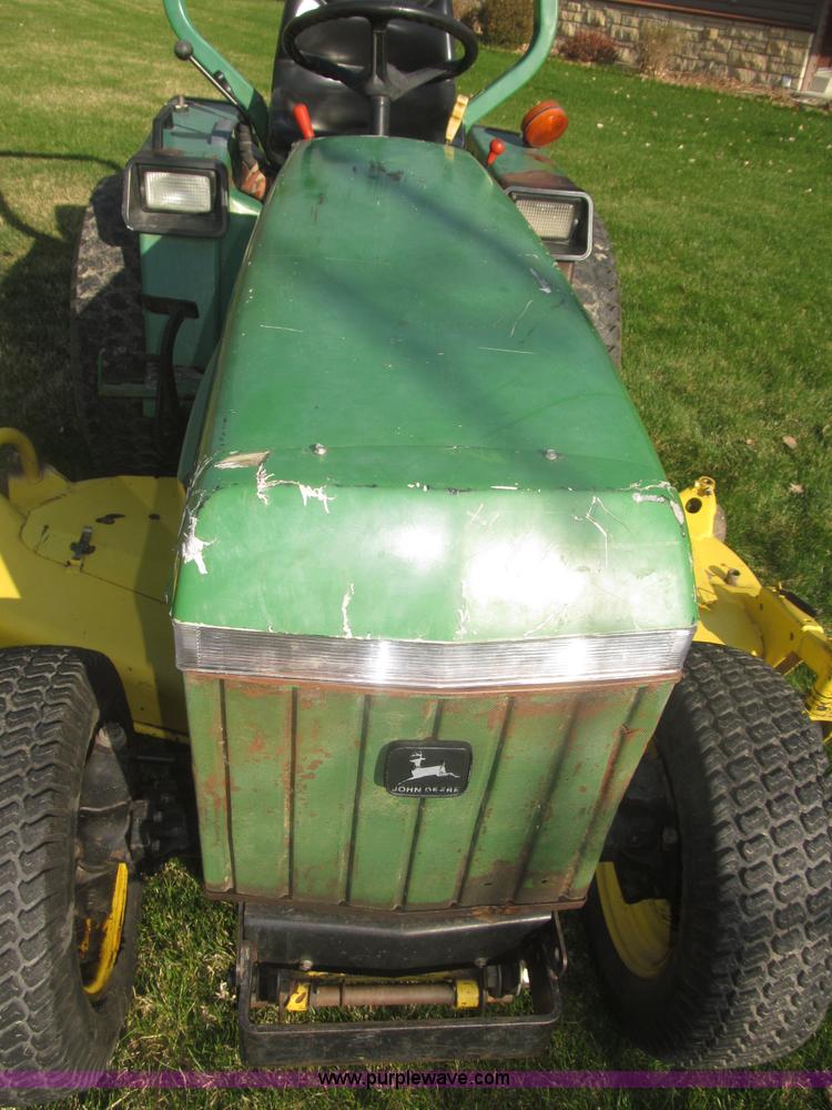 image for item F7354 1990 John Deere 955 MFWD tractor