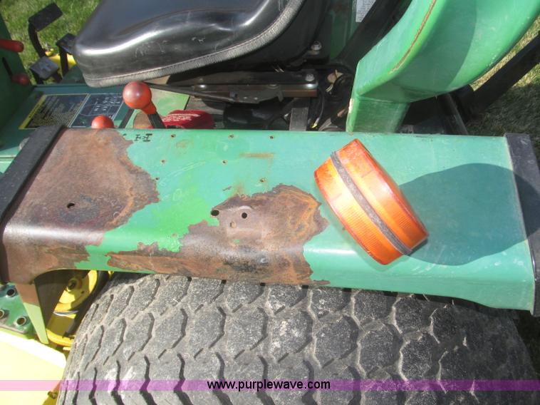 image for item F7354 1990 John Deere 955 MFWD tractor