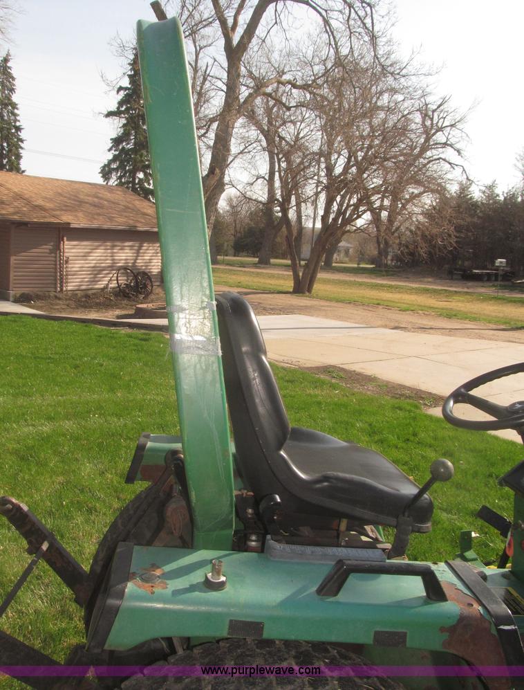 image for item F7354 1990 John Deere 955 MFWD tractor