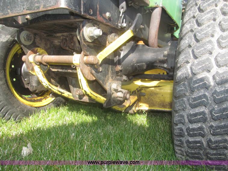 image for item F7354 1990 John Deere 955 MFWD tractor