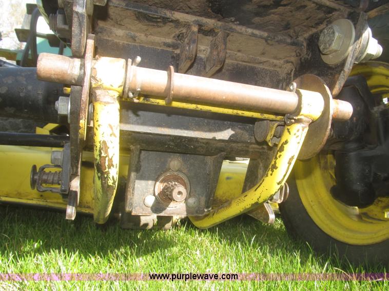 image for item F7354 1990 John Deere 955 MFWD tractor