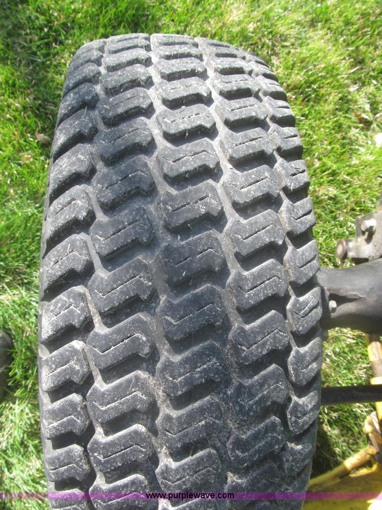 image for item F7354 1990 John Deere 955 MFWD tractor