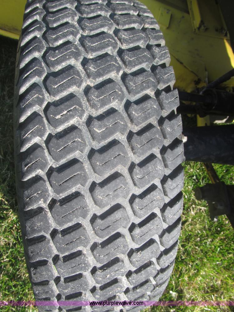 image for item F7354 1990 John Deere 955 MFWD tractor