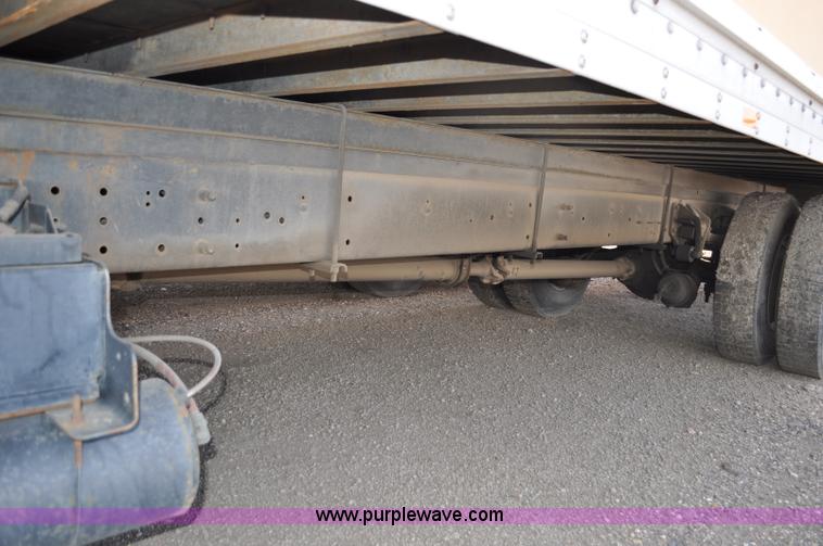 image for item G6459 2004 International DuraStar 4300 box truck