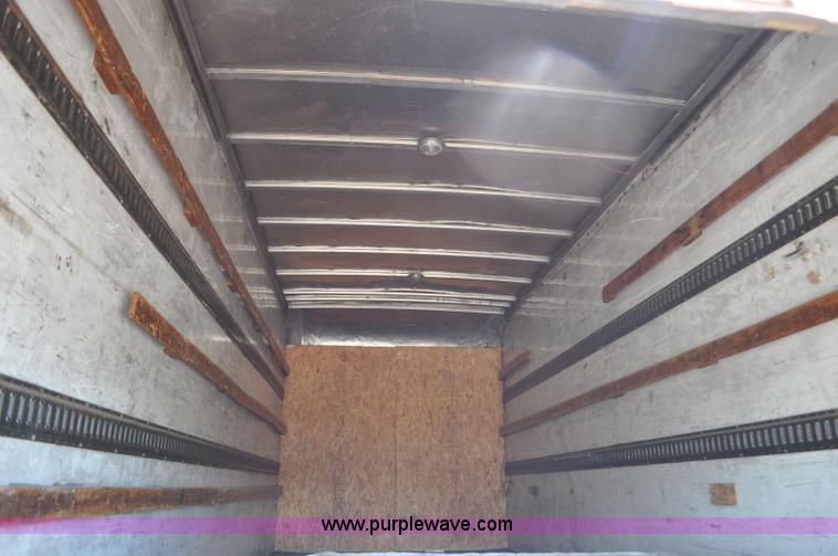 image for item G6460 1986 International 2375 box truck