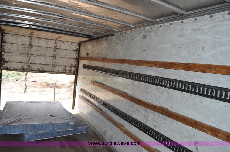 image for item G6460 1986 International 2375 box truck