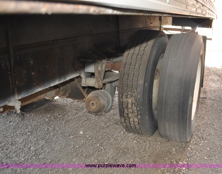 image for item G6460 1986 International 2375 box truck