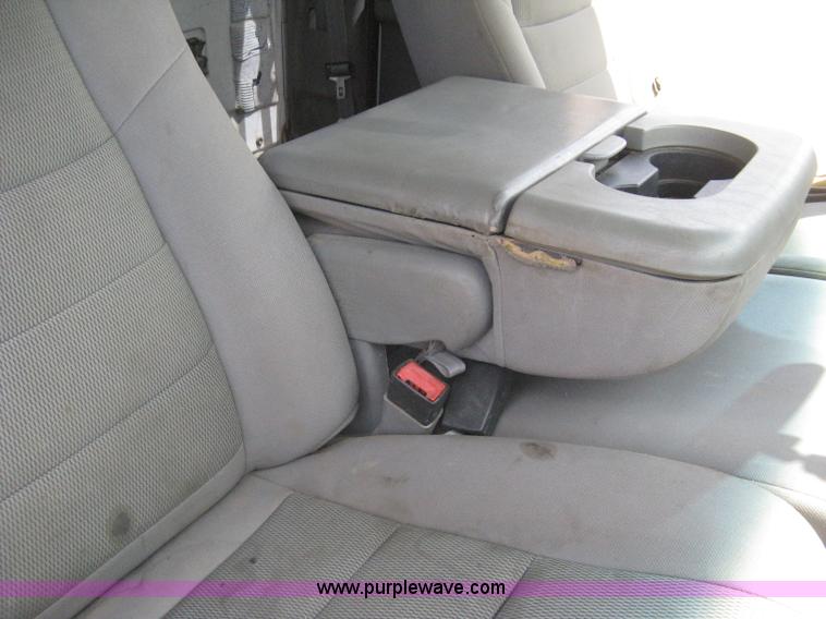 image for item G8334 2005 Ford F250 Super Duty XL SuperCab pickup truck