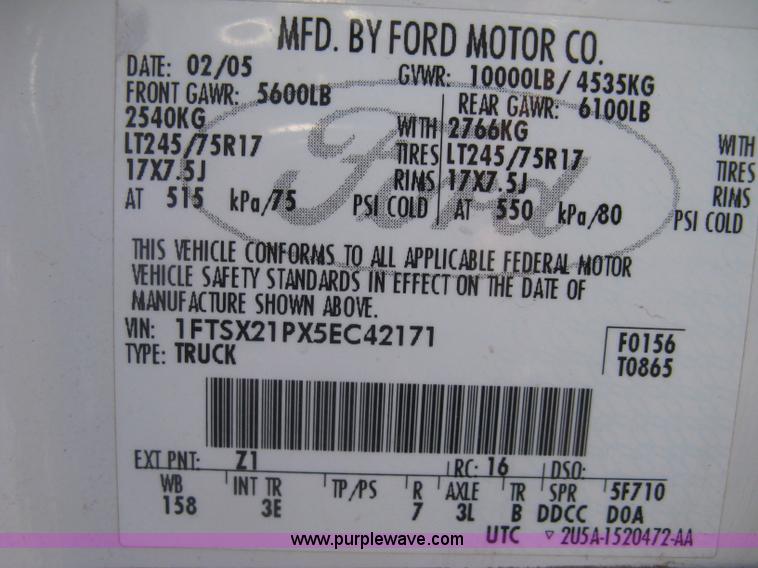 image for item G8334 2005 Ford F250 Super Duty XL SuperCab pickup truck