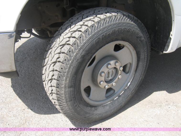 image for item G8334 2005 Ford F250 Super Duty XL SuperCab pickup truck