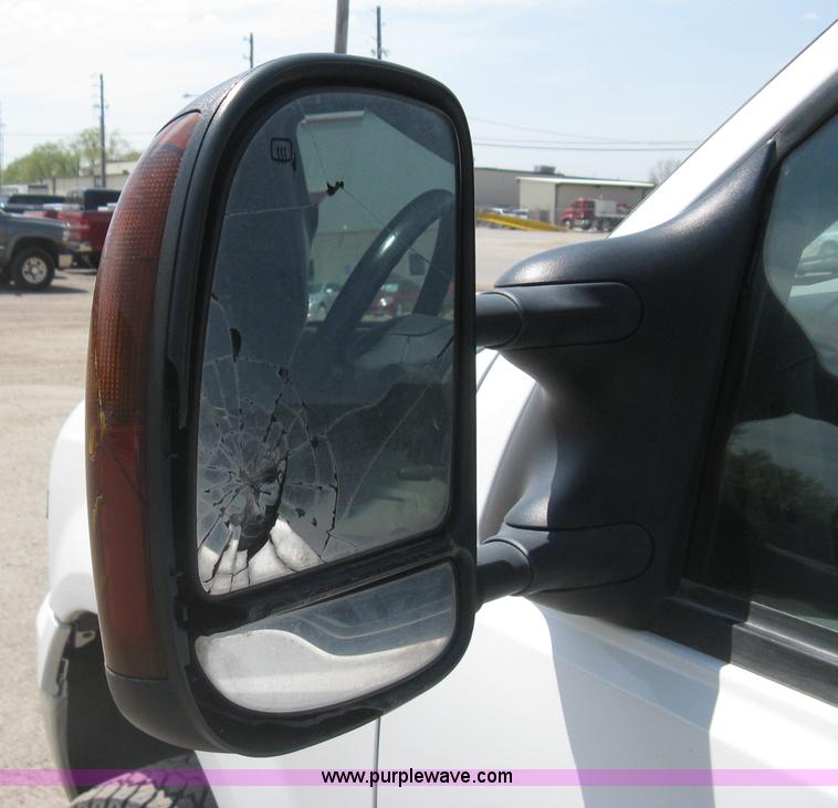 image for item G8334 2005 Ford F250 Super Duty XL SuperCab pickup truck