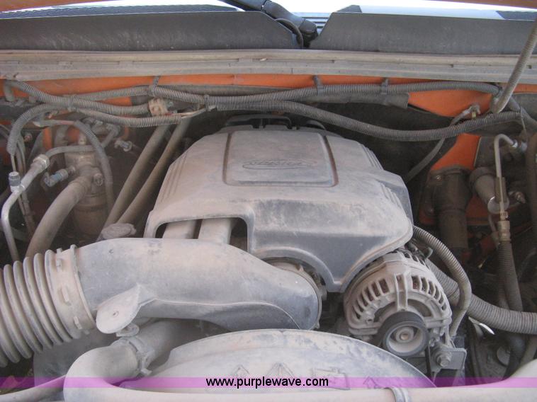 image for item G8336 2009 GMC Sierra 2500HD Ext. Cab pickup truck