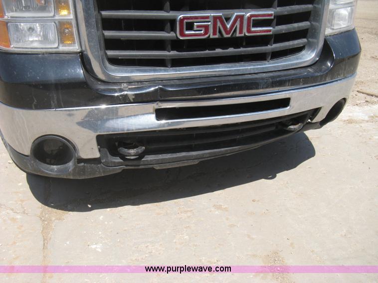image for item G8336 2009 GMC Sierra 2500HD Ext. Cab pickup truck