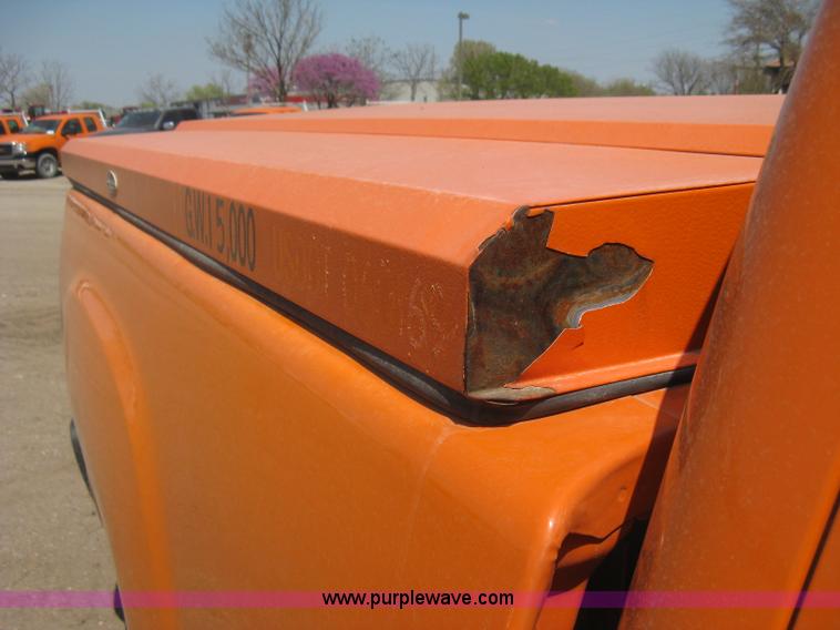 image for item G8336 2009 GMC Sierra 2500HD Ext. Cab pickup truck