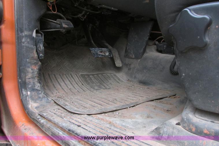 image for item G8337 2009 GMC Sierra 2500HD Ext. Cab pickup truck