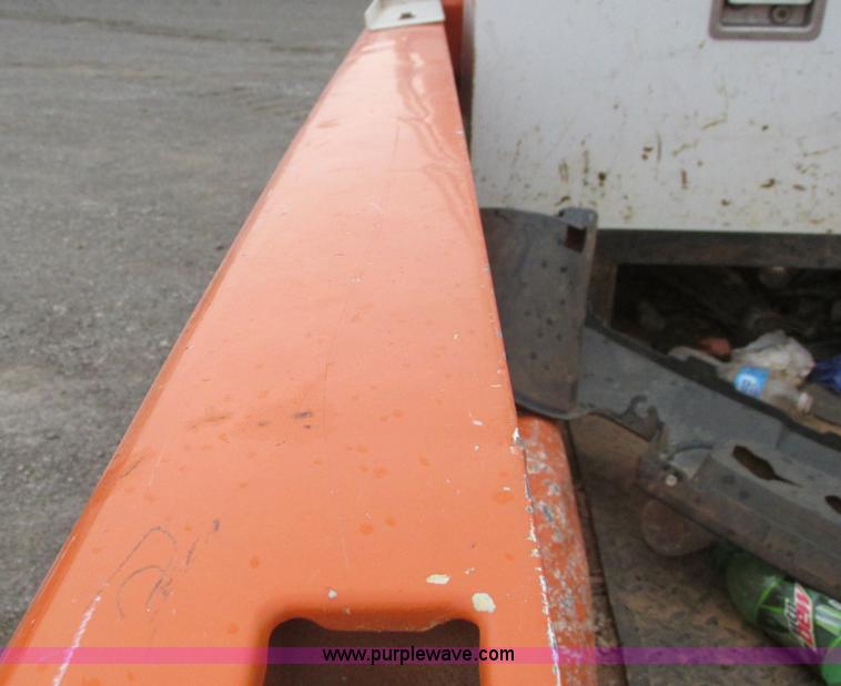 image for item G8337 2009 GMC Sierra 2500HD Ext. Cab pickup truck