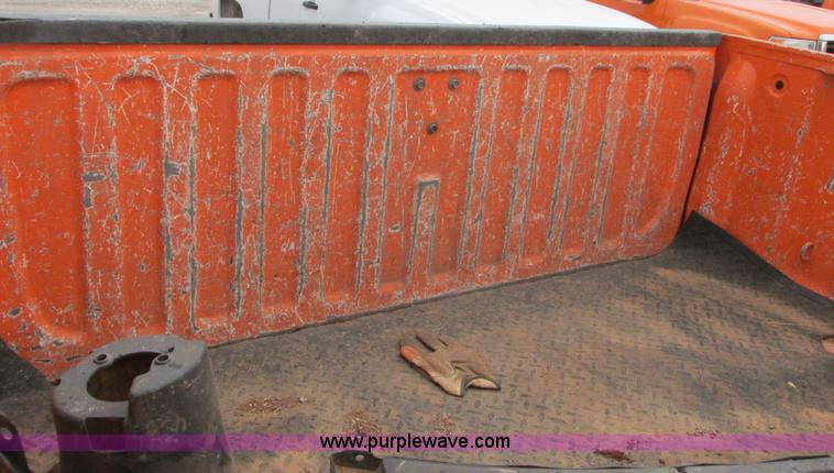 image for item G8337 2009 GMC Sierra 2500HD Ext. Cab pickup truck