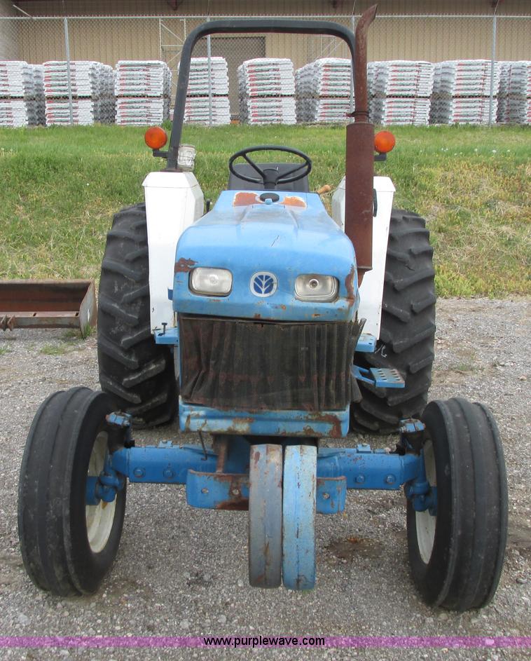image for item G8340 1998 New Holland 3415 tractor