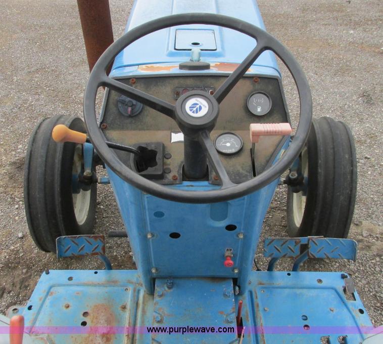 image for item G8340 1998 New Holland 3415 tractor