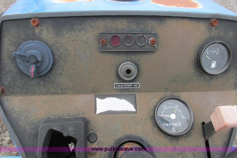 image for item G8340 1998 New Holland 3415 tractor