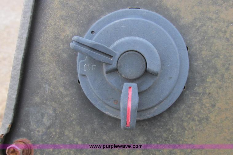 image for item G8340 1998 New Holland 3415 tractor