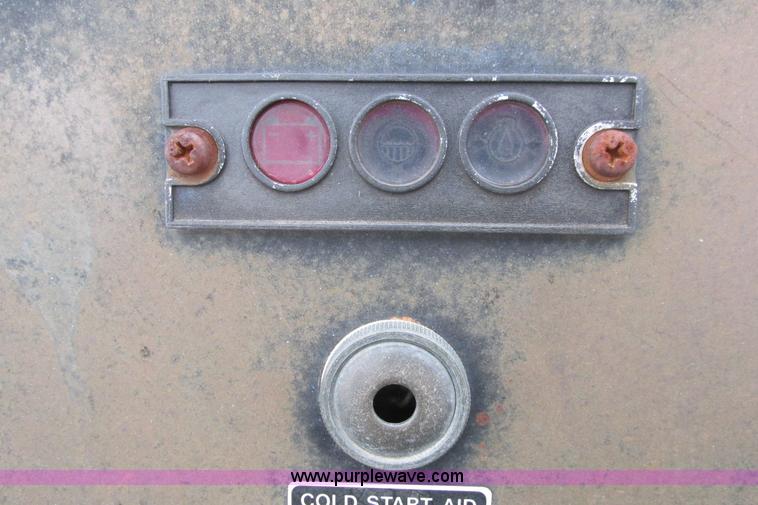 image for item G8340 1998 New Holland 3415 tractor