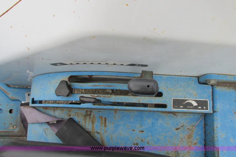 image for item G8340 1998 New Holland 3415 tractor