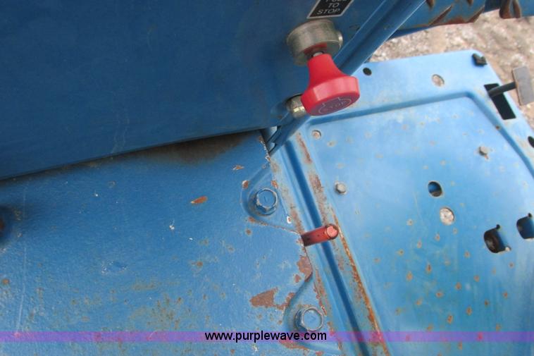 image for item G8340 1998 New Holland 3415 tractor