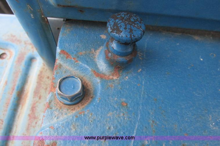 image for item G8340 1998 New Holland 3415 tractor