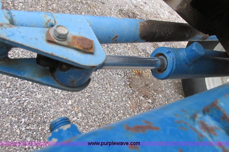 image for item G8340 1998 New Holland 3415 tractor