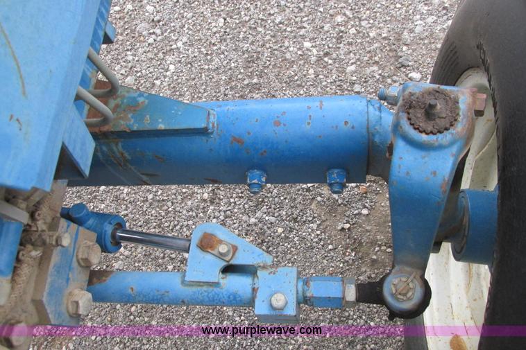 image for item G8340 1998 New Holland 3415 tractor