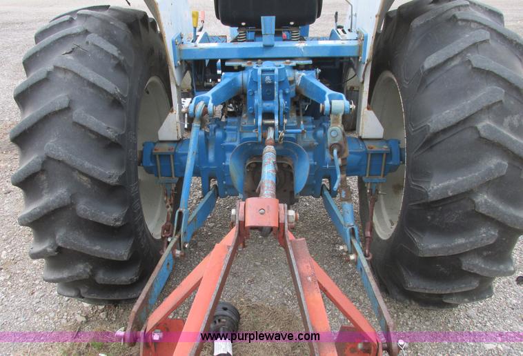 image for item G8340 1998 New Holland 3415 tractor