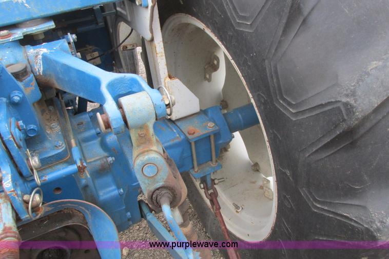 image for item G8340 1998 New Holland 3415 tractor