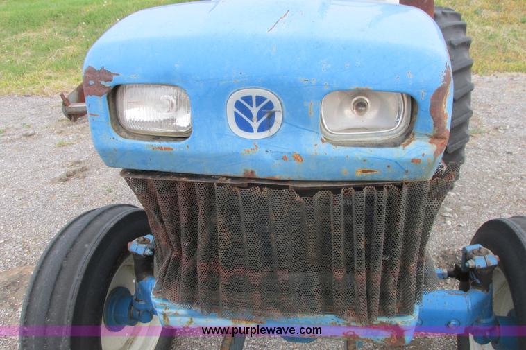 image for item G8340 1998 New Holland 3415 tractor