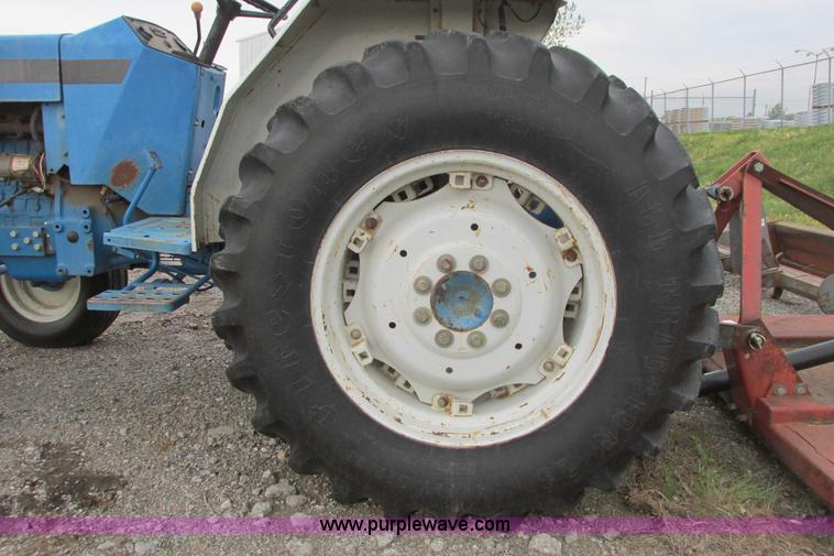 image for item G8340 1998 New Holland 3415 tractor