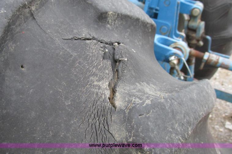 image for item G8340 1998 New Holland 3415 tractor