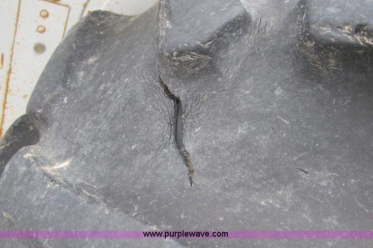 image for item G8340 1998 New Holland 3415 tractor