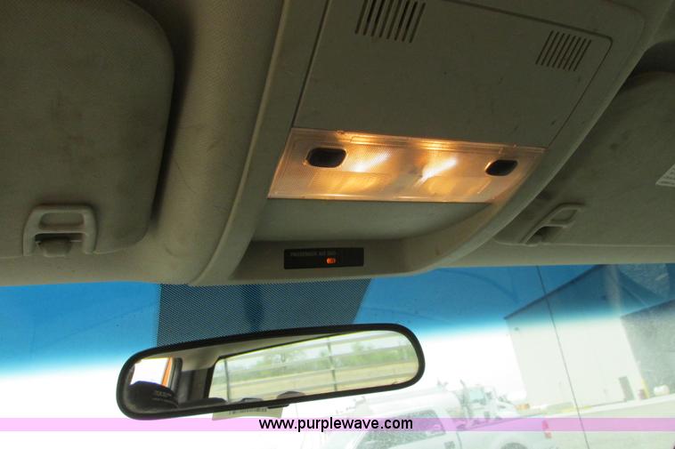 image for item G8352 2008 GMC Sierra 2500HD Ext. Cab pickup truck