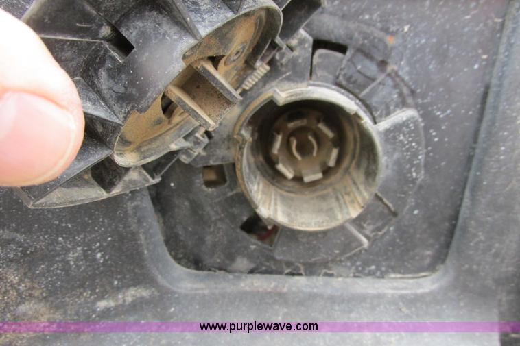 image for item G8352 2008 GMC Sierra 2500HD Ext. Cab pickup truck