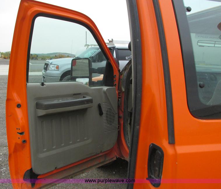 image for item G8353 2010 Ford F250 Super Duty XL SuperCab pickup truck