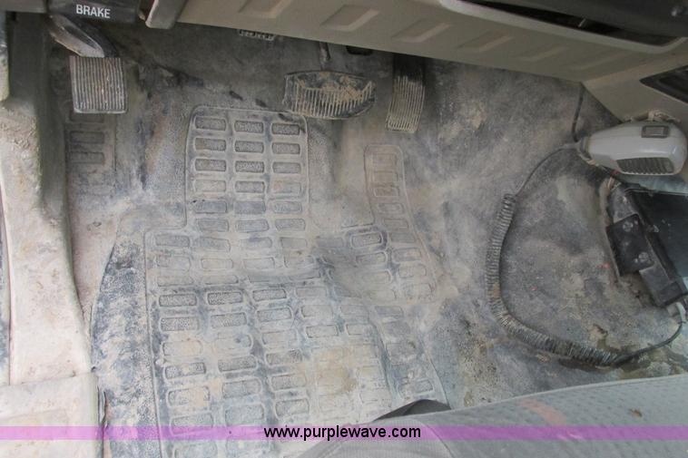 image for item G8353 2010 Ford F250 Super Duty XL SuperCab pickup truck