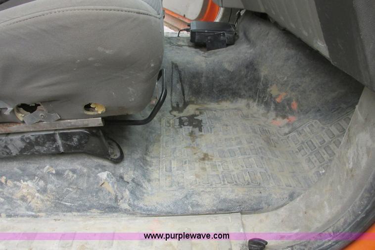 image for item G8353 2010 Ford F250 Super Duty XL SuperCab pickup truck